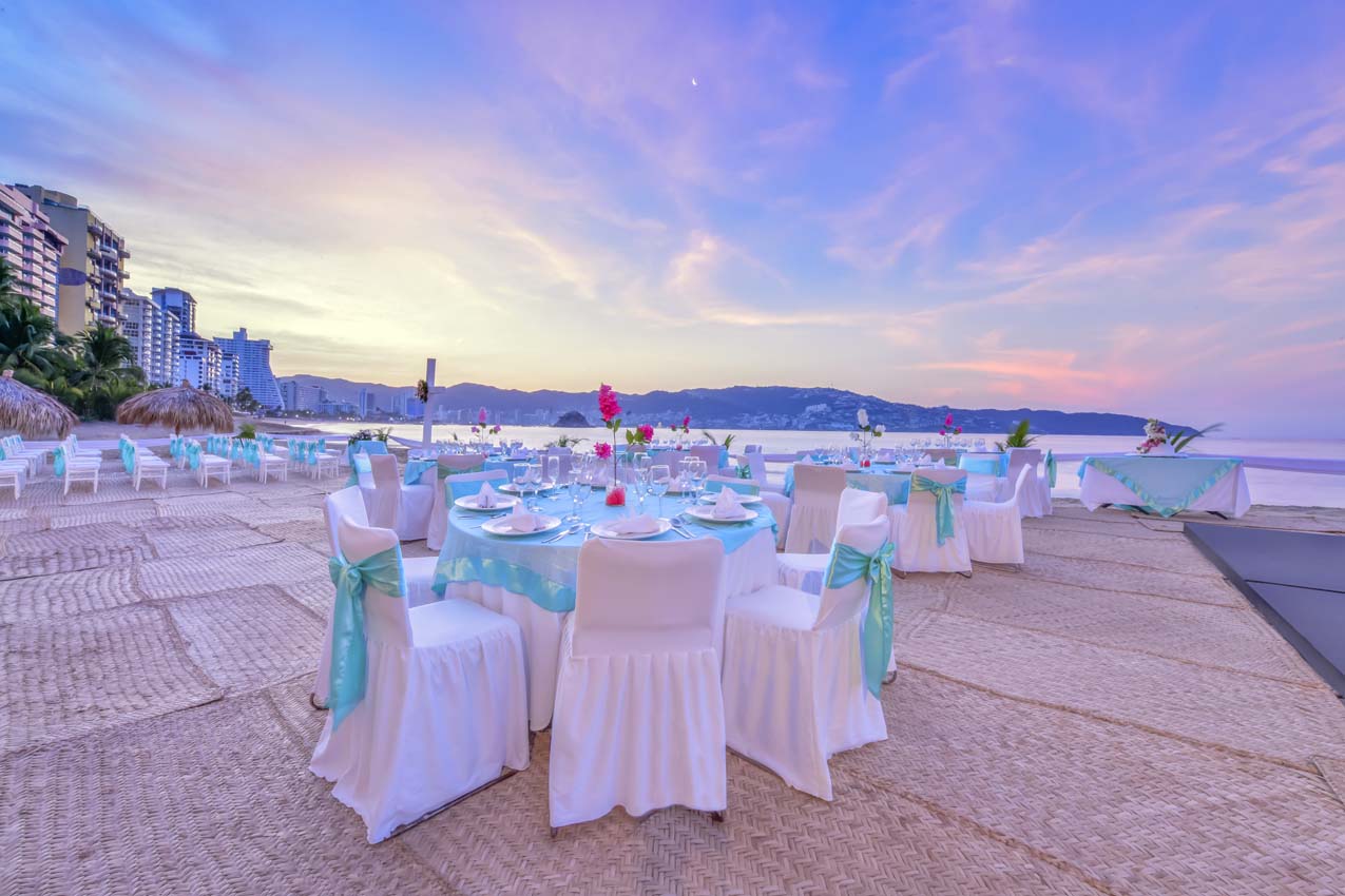   Krystal® Beach Acapulco